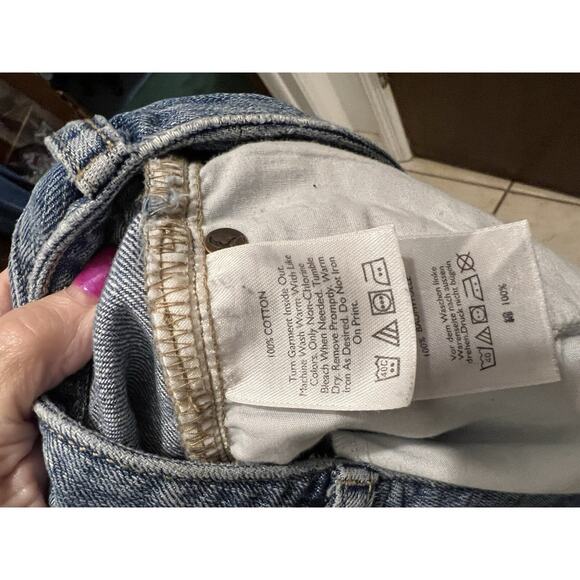 Eddie Bauer Distressed Straight Leg Jeans Sz 6 - Picture 4 of 5